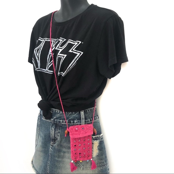 NWOT Boho Dog Treat Crossover Bag Hot Pink Mirrors Puppy Recall Bells Indian - Picture 2 of 4